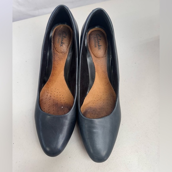 Clarks Artisan Charcoal Blue Leather Comfort Pumps – Size 9.5M Office Comfort - Picture 4 of 7